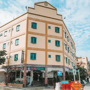 A Desker Hotel